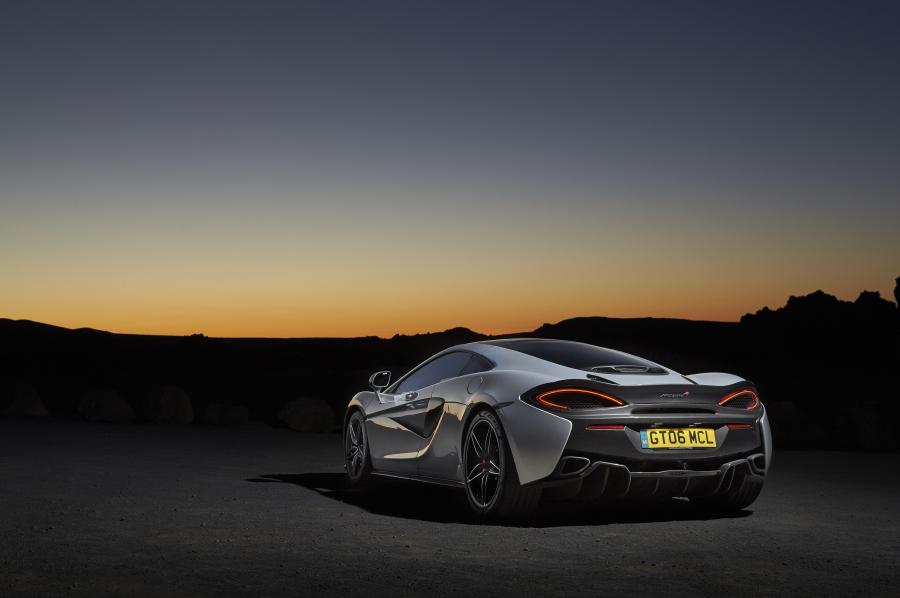  McLaren 570GT 2016 года  (UK) (фото 105 из 125)